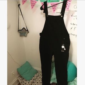 SOLD New Black Boohoo Backless Overalls Dungarees